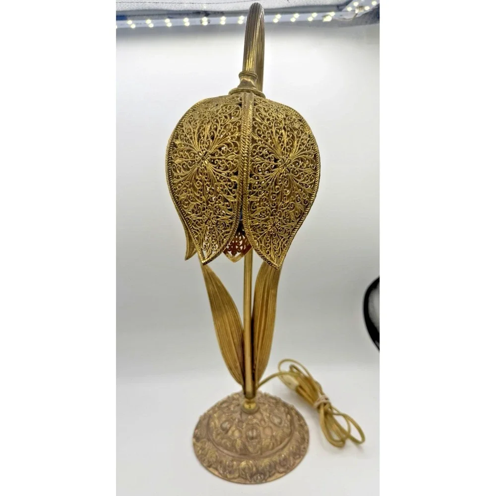 Vintage Tulip Flower Filigree Metal Table Lamp Antique Gold Tone Boho Heyco